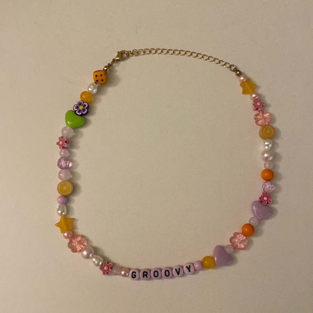 urban outfitters beaded necklace